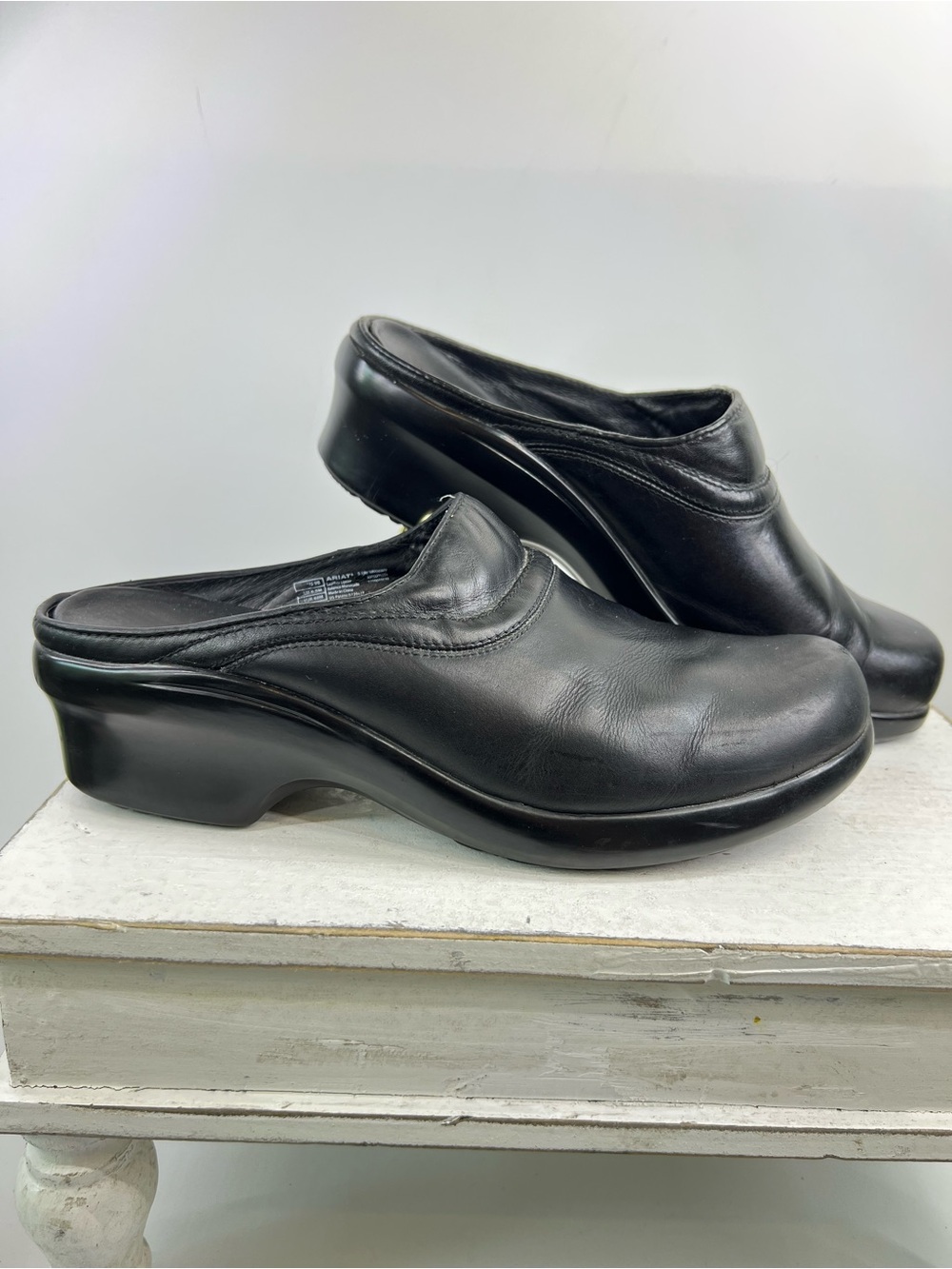 Ariat Women's Black Leather Slip-On Clogs Size 9 Goth Nursing